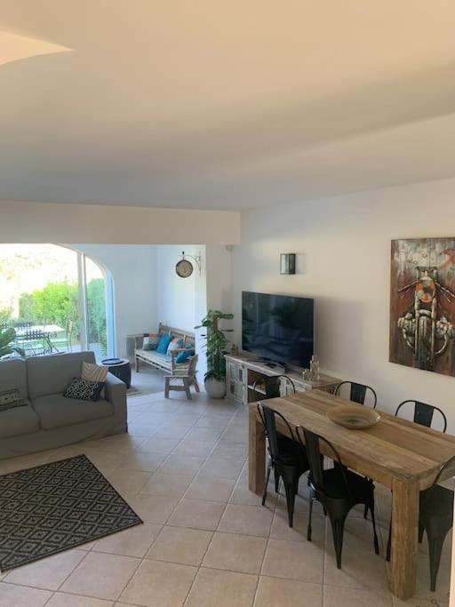 Maison Classee Sur Le Golfe De St Tropez 圣特罗佩 外观 照片