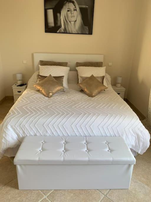Maison Classee Sur Le Golfe De St Tropez 圣特罗佩 外观 照片